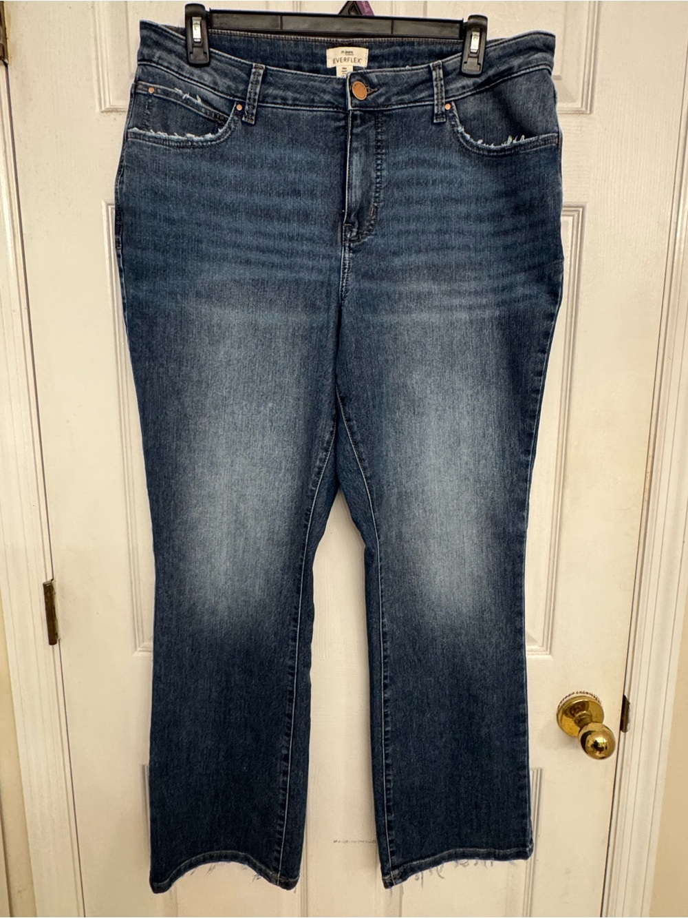 Everflex by Maurices Women's Mid-Rise Dark Blue Straight Jeans NWOT